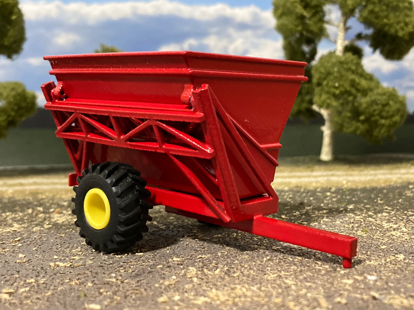 1/64 Dump Cart with Extensions Red